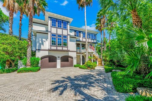 103 Park Ave, Bradenton Beach, FL, 34217 | Card Image