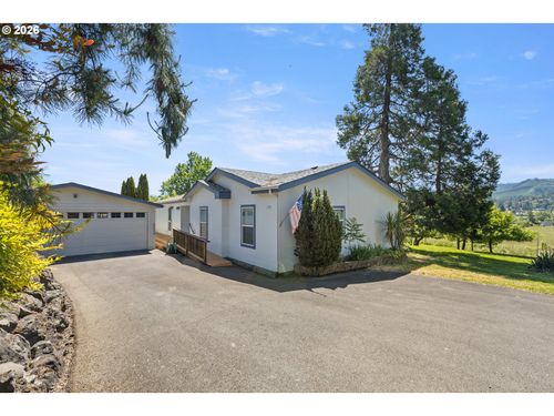 1971 E Sixth Ave, Sutherlin, OR, 97479-9755 | Card Image