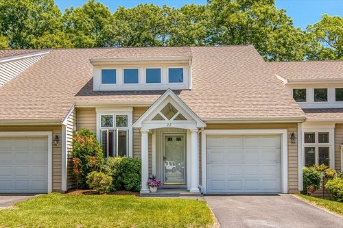 22-15 Reservoir St, Mansfield, MA, 02048-3152 | Card Image