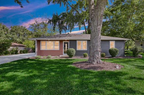717 Bittersweet Ln, New Lenox, IL, 60451-2011 | Card Image