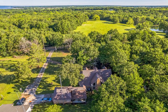 906 County Road 2770, House other with 3 bedrooms, 3 bathrooms and null parking in Honey Grove TX | Image 27
