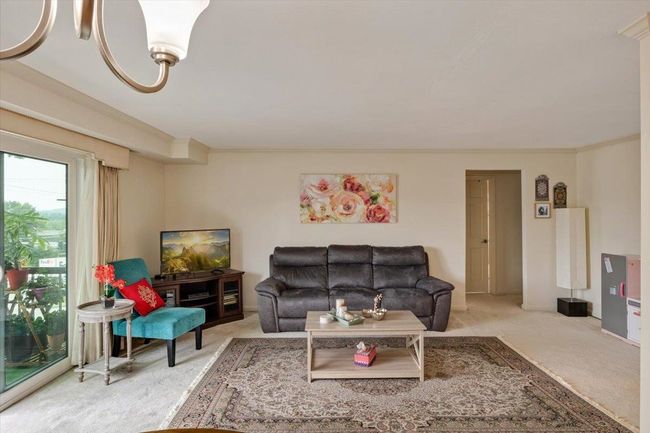 A2 - 33 Spit Brook Rd, Condo with 2 bedrooms, 2 bathrooms and null parking in Nashua NH | Image 8