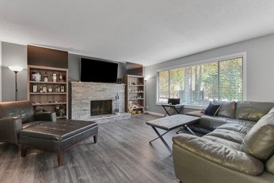 26803 Ferguson Ave, House other with 4 bedrooms, 2 bathrooms and 10 parking in Maple Ridge BC | Image 3