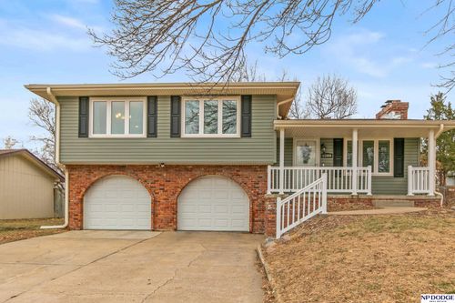 11698 Roanoke Blvd, Omaha, NE, 68164-2237 | Card Image