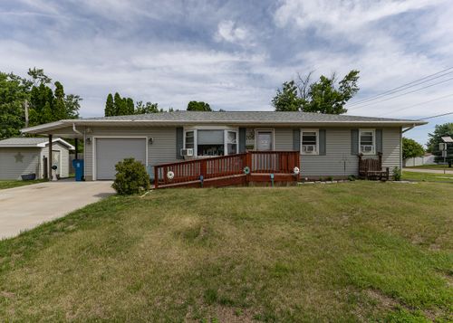 706 14th Pl, Camanche, IA, 52730-1202 | Card Image