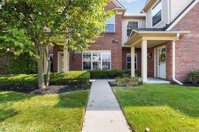 165 - 3951 Cornerstone Drive, Condo with 2 bedrooms, 2 bathrooms and null parking in Canton Twp MI | Image 1