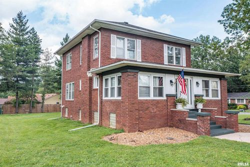 1800 Franklin Ave, Mount Vernon, IL, 62864-2712 | Card Image