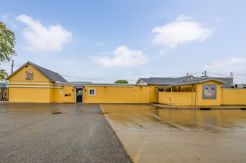 600 Fishermans Road, St. Joseph, MI, 49085 | Card Image
