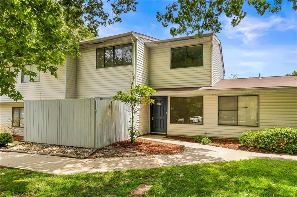 Mulkey Cir, Marietta, GA 30008