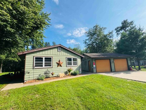 819 Rugby Ct, Nekoosa, WI, 54457-9145 | Card Image