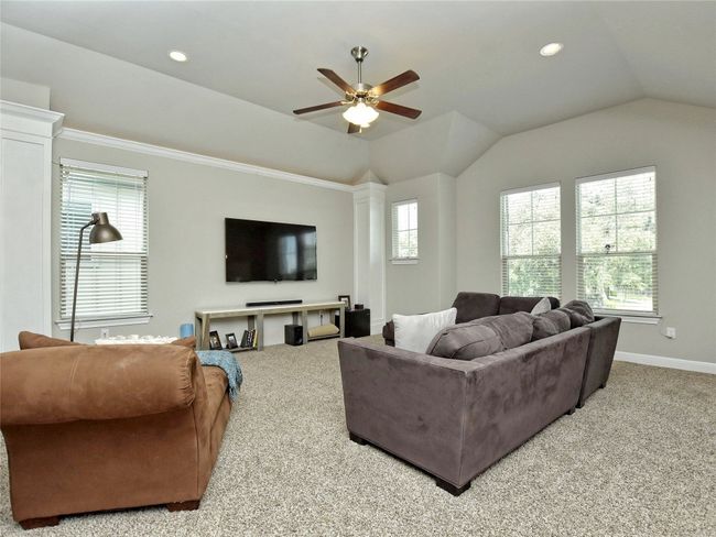 Upstairs gameroom | Image 14