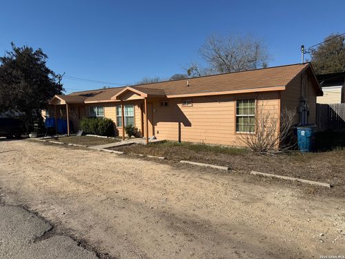 310 S Herman Ave, Three Rivers, TX, 78071 | Card Image