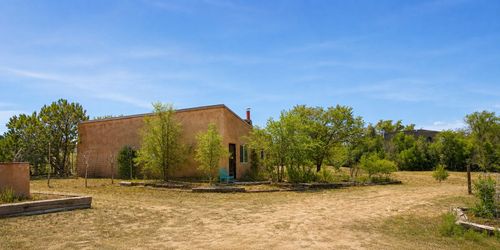 49 Camino Torcido Loop, Santa Fe, NM, 87507-4341 | Card Image