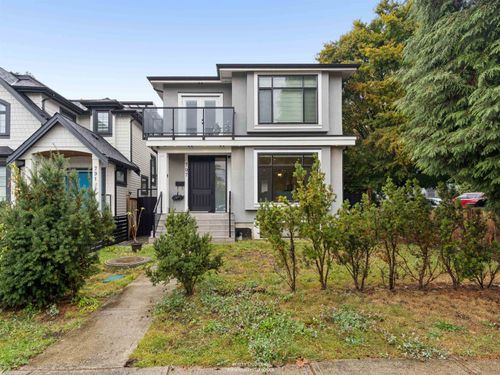 797 E 18th Ave, Vancouver, BC, V5V1G6 | Card Image