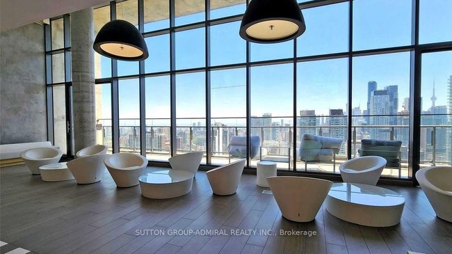 2912 - 45 Charles St E, Condo with 2 bedrooms, 2 bathrooms and 1 parking in Toronto ON | Image 9