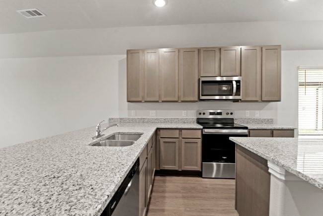 5024 Wellborn Rd, House other with 3 bedrooms, 3 bathrooms and null parking in Crowley TX | Image 15