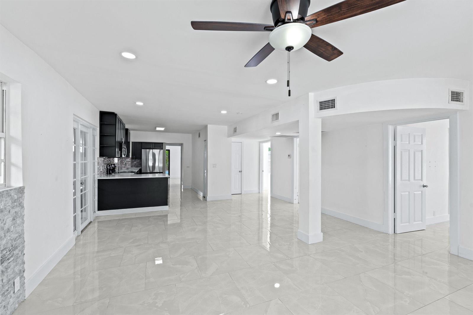 Residential Lease in West Palm Beach 5