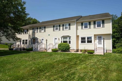 unit-9c-120 Newton Rd, Plaistow, NH, 03865-2417 | Card Image