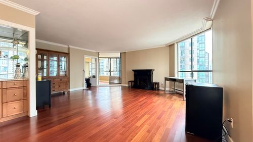 1002-738 Broughton St, Vancouver, BC, V6G3A7 | Card Image