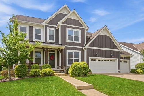 757 Bigham Ridge Blvd, Westerville, OH, 43081-7533 | Card Image