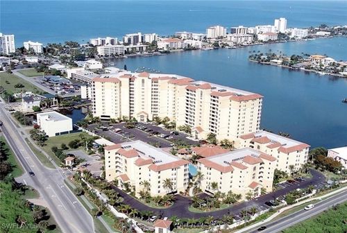 v303-470 Launch Cir, NAPLES, FL, 34108-2358 | Card Image