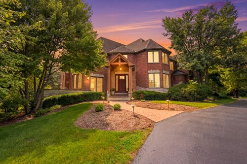 39542 Orchard Bluff Ln, Wadsworth, IL, 60083-9114 | Card Image