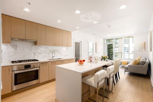 523-3563 Ross Dr, Vancouver, BC, V6S0L3 | Card Image