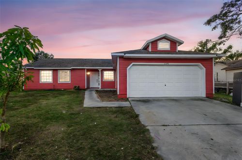 2930 Surf Dr, DELTONA, FL, 32738-1892 | Card Image