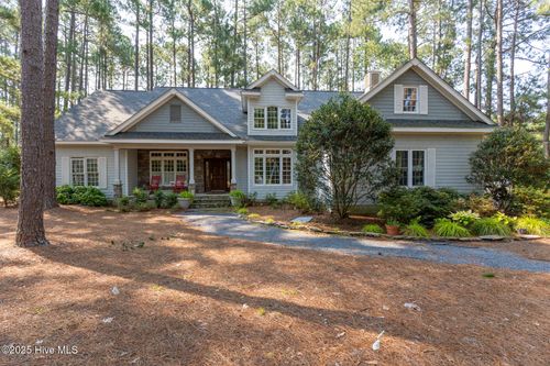 12 Sarclet Ct, Pinehurst, NC, 28374-8884 | Card Image