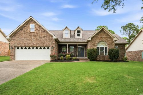 102 Sherri St, Hot Springs, AR, 71901-7267 | Card Image