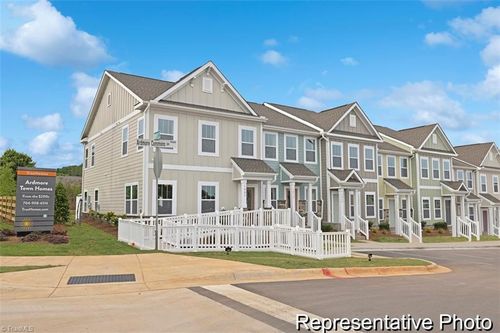 89-1610 Granby Heights Dr, Winston Salem, NC, 27103-5067 | Card Image