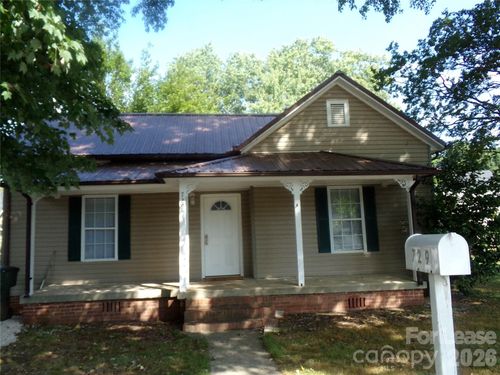 729 Spruce St, Mooresville, NC, 28115-3377 | Card Image