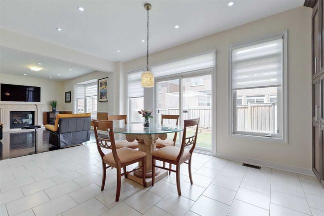 10 Gosling St, House other with 4 bedrooms, 5 bathrooms and 7 parking in Brampton ON | Image 16