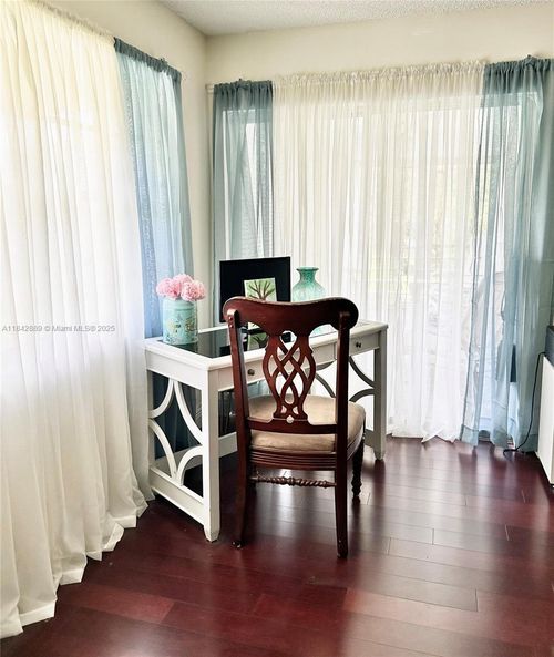 apt-202-8791 Holly Ct, Tamarac, FL, 33321-2038 | Card Image