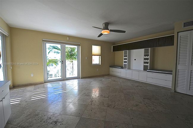 PH-2 - 1005 8th St, Condo with 2 bedrooms, 2 bathrooms and null parking in Miami Beach FL | Image 4