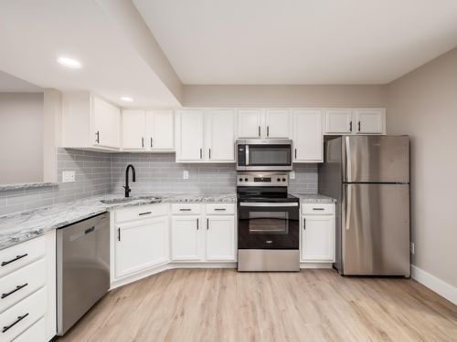 a-631 Pebble Place Dr, Delaware, OH, 43015-2496 | Card Image
