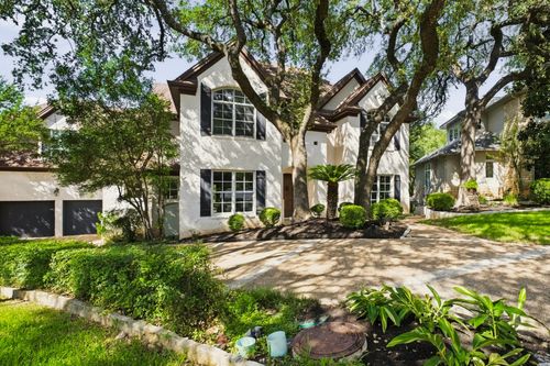 2900 Meandering River Ct, Austin, TX, 78746-1955 | Card Image