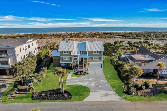 Front of Home/Ocean | Image 4