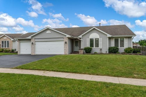 282 Oak St, Poplar Grove, IL, 61065-8554 | Card Image