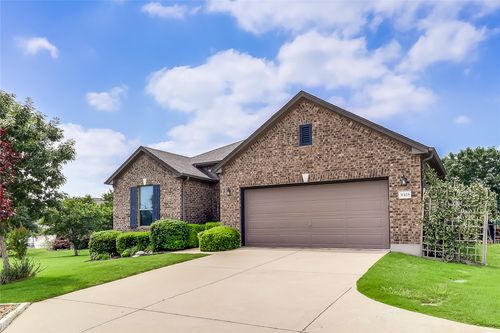 31428 Kingsway Rd, Georgetown, TX, 78628-1276 | Card Image