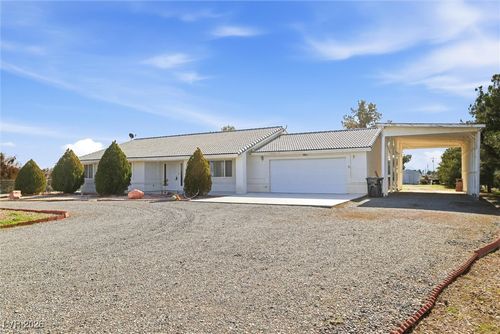 1951 Jeane Ave, Pahrump, NV, 89048-1419 | Card Image