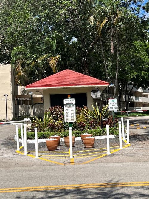 3o-6921 Environ Blvd, Lauderhill, FL, 33319 | Card Image
