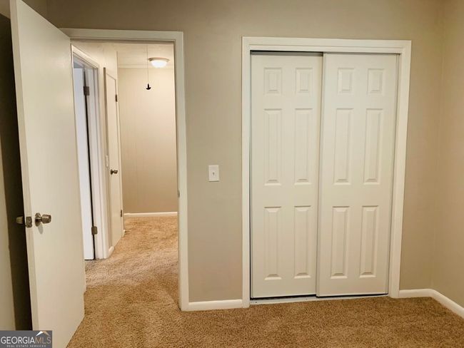 B - 1069 Laurel Ln Nw, Home with 3 bedrooms, 2 bathrooms and 2 parking in Conyers GA | Image 16