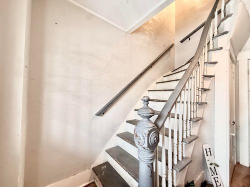 38 Baxter St, Rutland, VT, 05701-2703 | Card Image