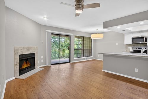 238-2505 Wedglea Dr, Dallas, TX, 75211-2117 | Card Image