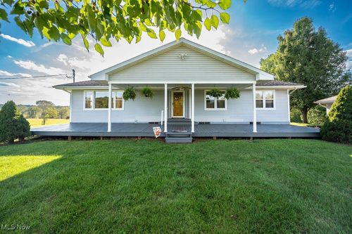 190 Maze Rd, Belpre, OH, 45714-9647 | Card Image