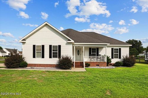 208 Johnson Branch Rd, Goldsboro, NC, 27534-9606 | Card Image