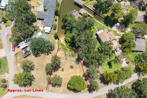 2051 Kanakoa Dr North, Tool, TX, 75143 | Card Image