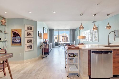 736-480 Hibiscus St, West Palm Beach, FL, 33401-5866 | Card Image