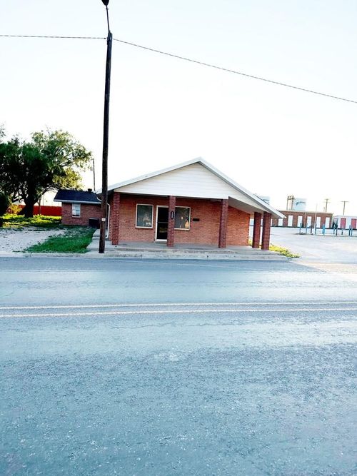 205 S 1st St, Coahoma, TX, 79511 | Card Image